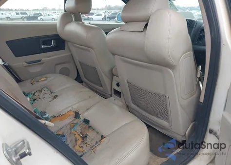 2004 Cadillac Cts Standard z USA, uszkodzony, nr VIN 1G6DM577940136464